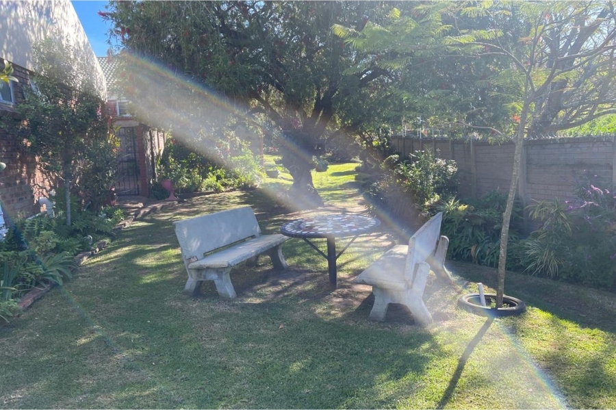 2 Bedroom Property for Sale in Chiselhurst Eastern Cape